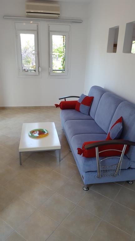 Nautilus Apartments Lesbos Island Esterno foto